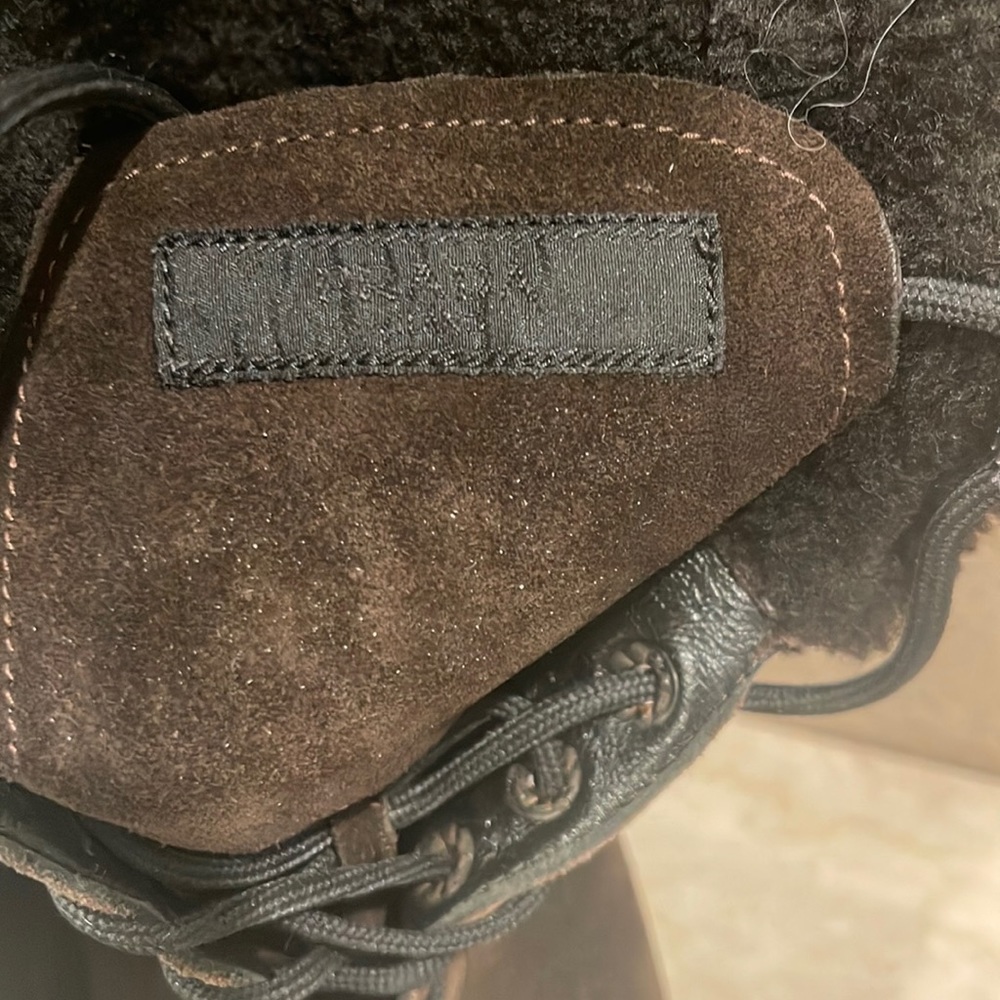 Prada shearling boots - Picture 6 of 6
